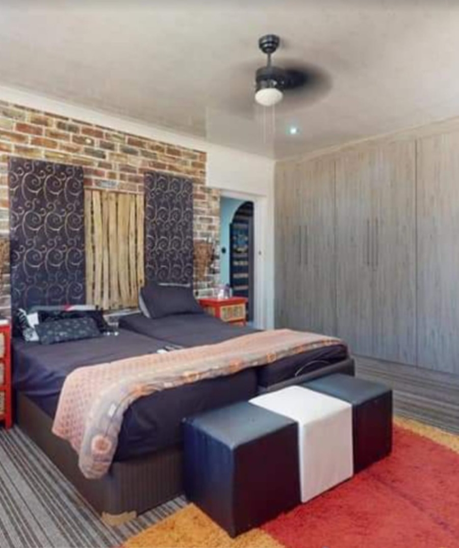 2 Bedroom Property for Sale in Miederpark North West